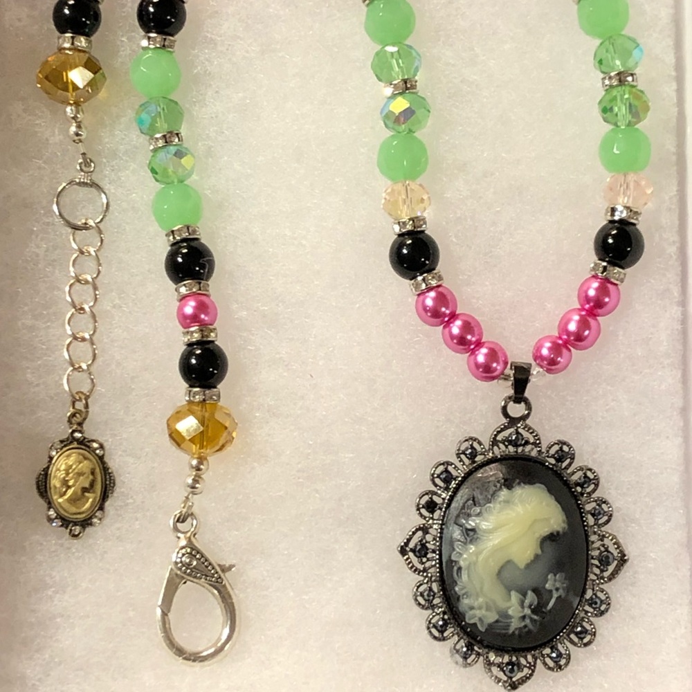 CHARLOTTE CAMEO Necklace Stunning Handmade Original Pink Green Onyx Silver New